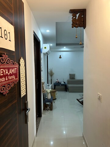 Building Lobby in 3 BHK Builder Floor at Ansal API Esencia, Sector 67 – for Rent