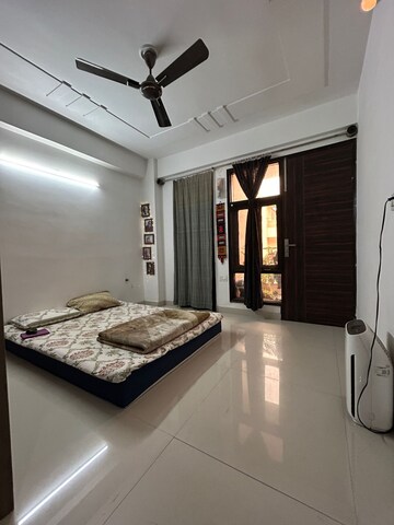 Living Room in 3 BHK Builder Floor at Ansal API Esencia, Sector 67 – for Rent