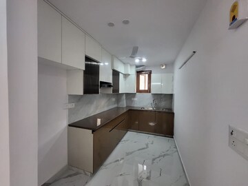 Kitchen in 3 BHK Builder Floor at RWA Residential Society Sector 46, Sector 46 – for Rent