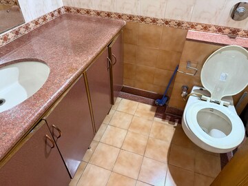 Bathroom in 3 BHK Apartment at Vascon Marigold, Kalyani Nagar – for Rent