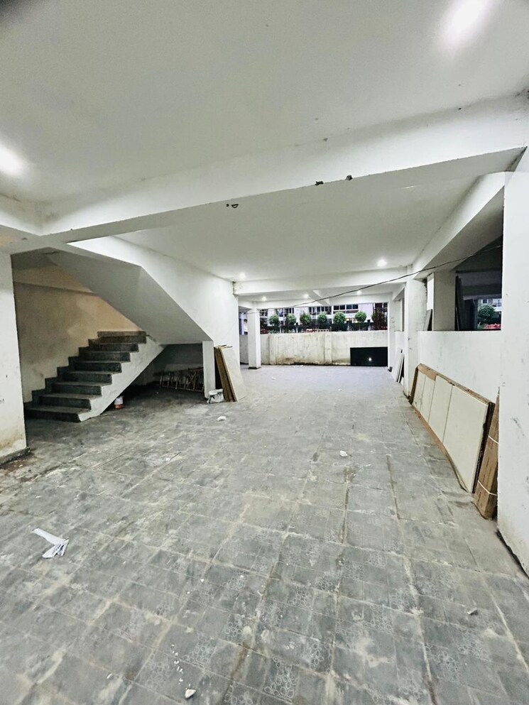  Parking, gms road 3 Bedroom 1500 Sq.Ft. Builder Floor In Gms Road Dehradun 8158841