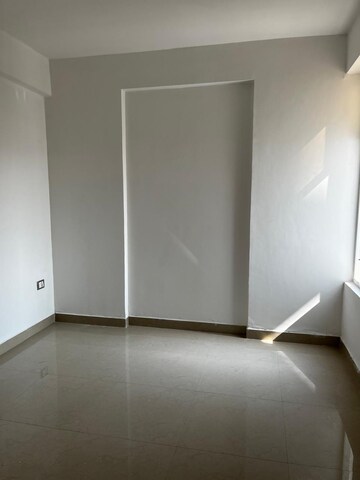 Room in 3 BHK Apartment at ROF Amaltas, Sector 92 – for Rent