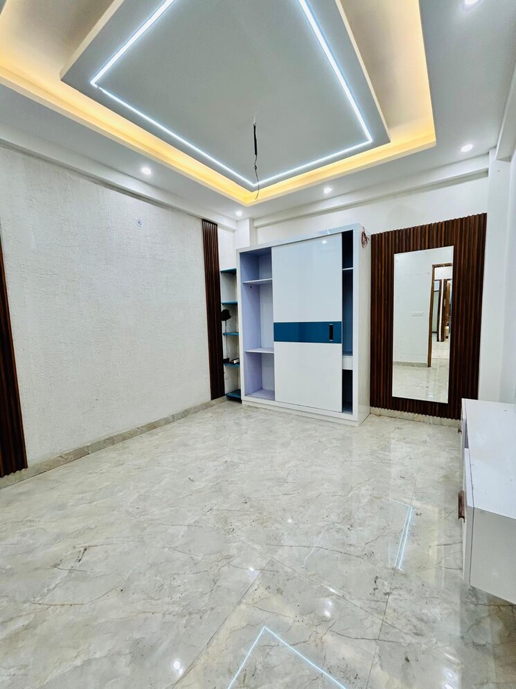 Room, gms road 3 Bedroom 1450 Sq.Ft. Builder Floor In Gms Road Dehradun 8158869