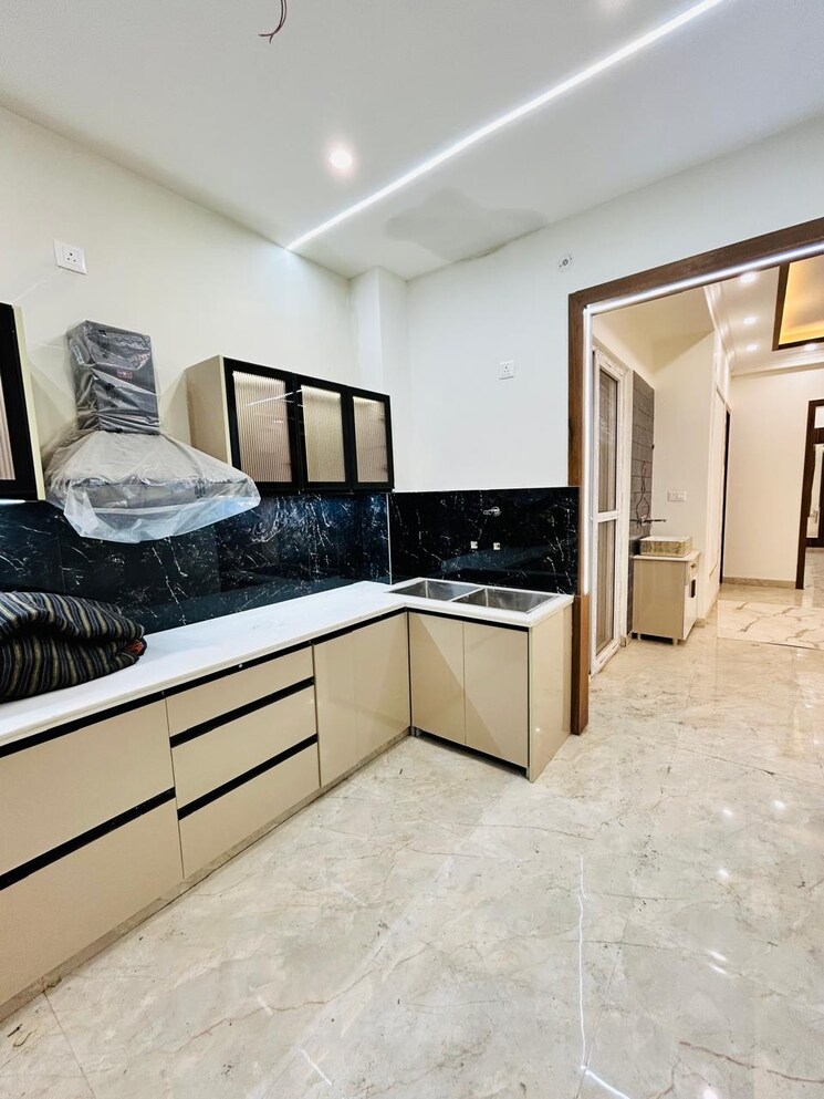 Kitchen, gms road 3 Bedroom 1450 Sq.Ft. Builder Floor In Gms Road Dehradun 8158869