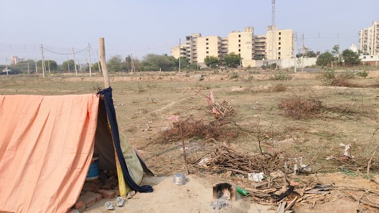 undefined, sector 77  77 Sq.Yd. Plot In Sector 77 Faridabad 8158904