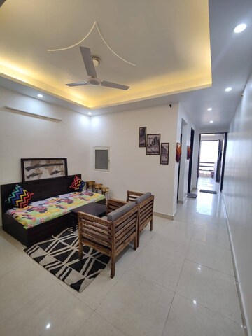 Living Room in 1 RK Builder Floor at Sector 27 – for Rent