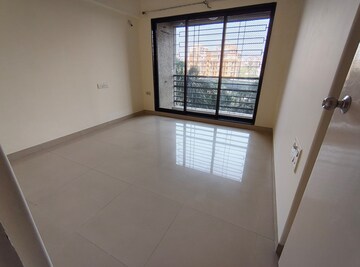 2 BHK Apartment For Rent in Lotus Sky Garden, Malad West