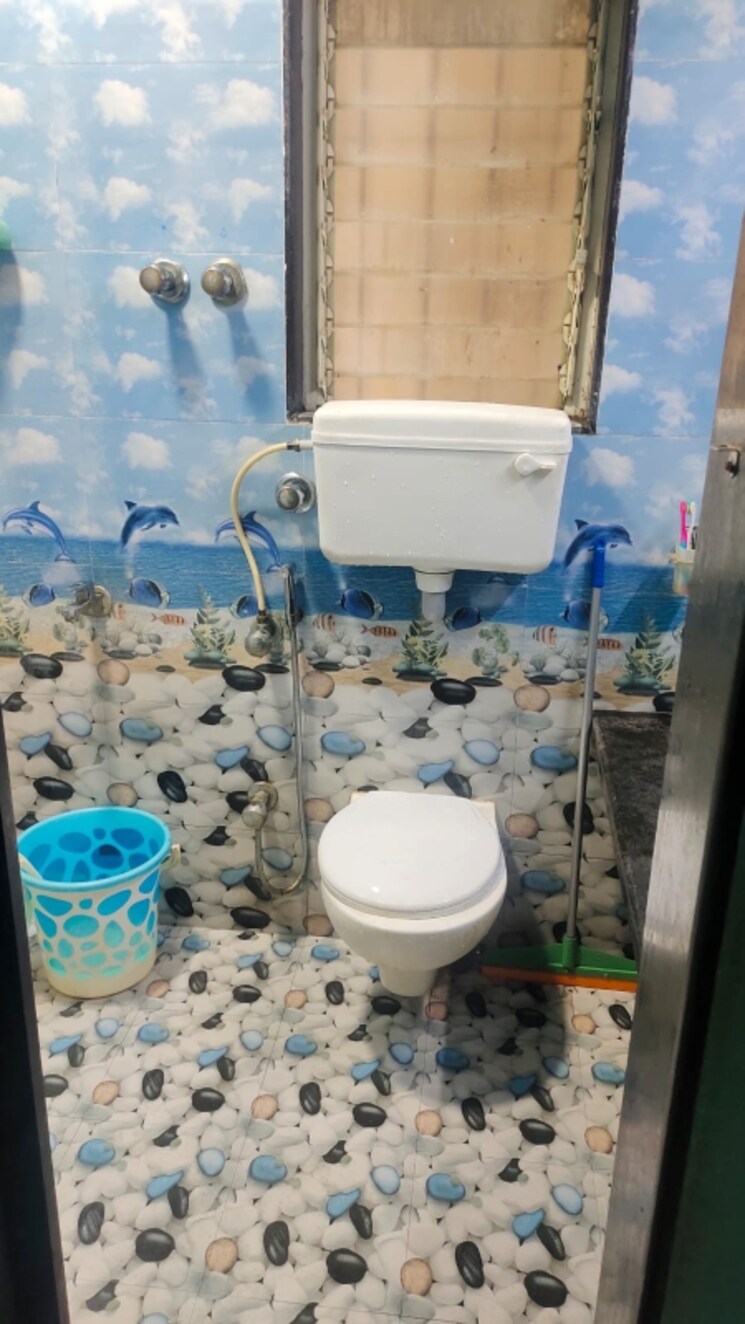 Bathroom, evershine-woods 2 Bedroom 985 Sq.Ft. Apartment In Mira Road Thane 8158933