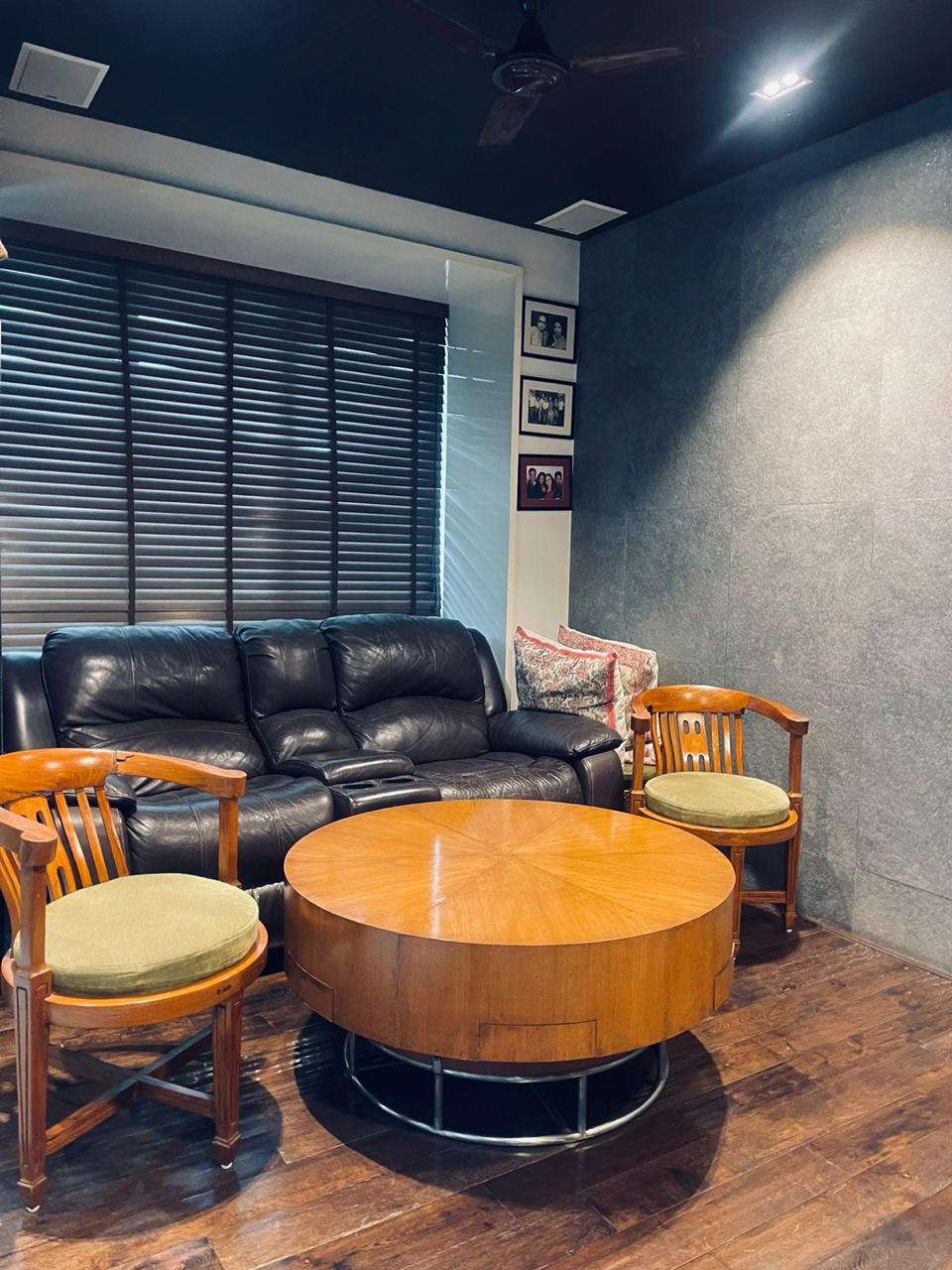 2.5 BHK + Study Room Apartment For Sale in Oberoi Realty Woods