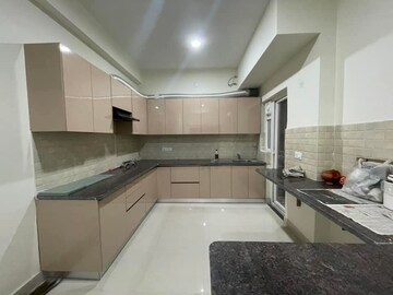 Kitchen in 3 BHK Builder Floor at BPTP Amstoria, Sector 102 – for Rent