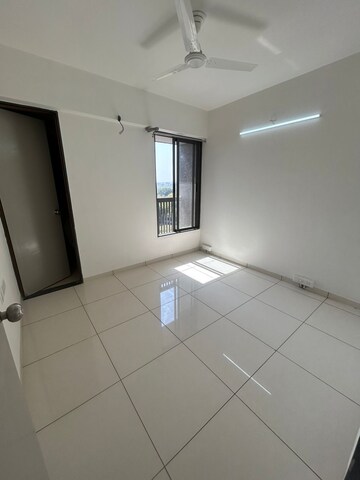 Room in 3 BHK Apartment at Shilaj – for Rent
