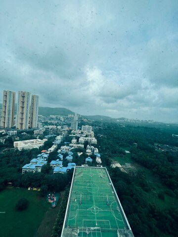 2.5 BHK Apartment For Sale in Oberoi Realty Woods, Goregaon East
