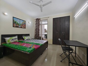 Bedroom in 2 BHK Builder Floor at Signature Tower Sector 30, Sector 30 – for Rent