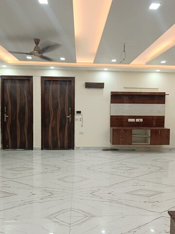 4 BHK Builder Floor – Exterior View View at Sector 51 - for Rent