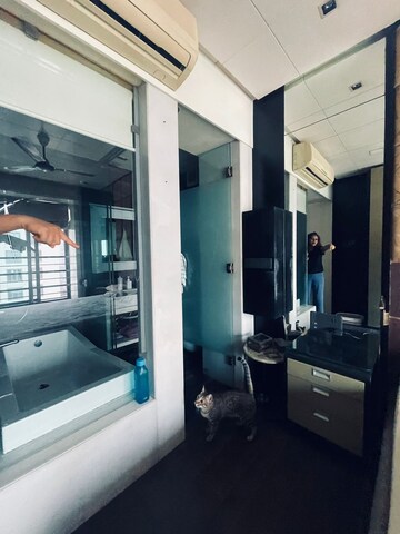 Parking in 2.5 BHK Apartment at Oberoi Realty Woods, Goregaon East – for Rent