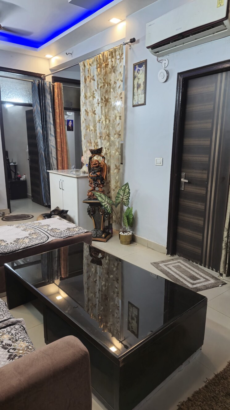 Living Room, pratap vihar 3 Bedroom 1310 Sq.Ft. Builder Floor In Pratap Vihar Ghaziabad 8159017