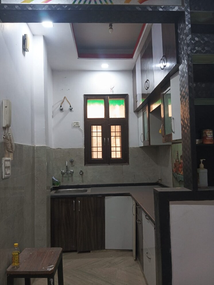 Kitchen, rohini sector 25 2 Bedroom 650 Sq.Ft. Builder Floor In Rohini Sector 25 Delhi 8159006