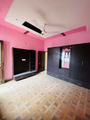 Bedroom in 2 BHK Builder Floor at Sunny Enclave – for Rent