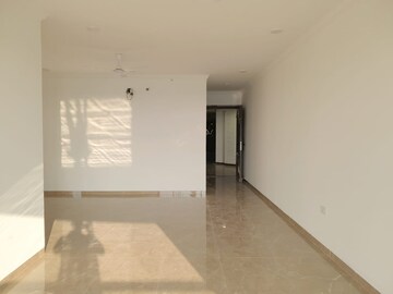 Room in 3 BHK Apartment at The Park Residency Andheri, Andheri West – for Rent