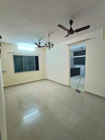 Room in 2 BHK Apartment at Wadgaon Sheri – for Rent