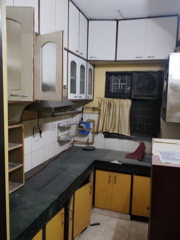 Kitchen in 2 BHK Independent House at Alok Vihar, Sector 50 – for Rent