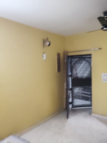 Room in 2 BHK Independent House at Alok Vihar, Sector 50 – for Rent
