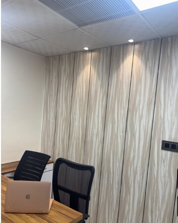 Team Area in  Shop at Laxmi Nagar – for Rent