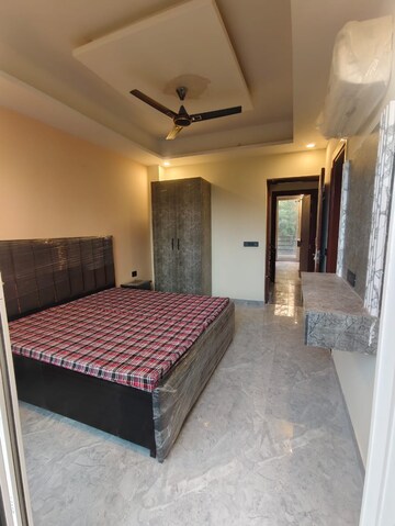 Bedroom in 2 BHK Builder Floor at DLF Star Mall, Sector 30 – for Rent