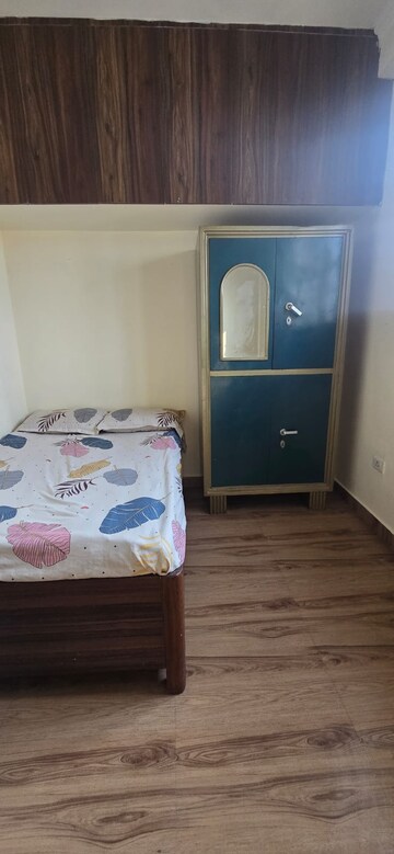 Bedroom in 1.5 BHK Independent House at Gomti Nagar – for Rent