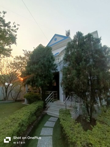 4 BHK Villa – Garden View at JMD Enclave, Nibm - for Rent