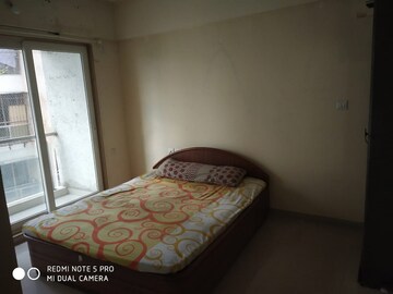Bedroom in 2 BHK Apartment at Santacruz West – for Rent
