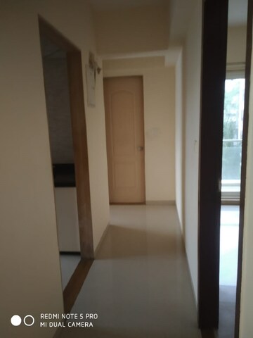Room in 2 BHK Apartment at Santacruz West – for Rent