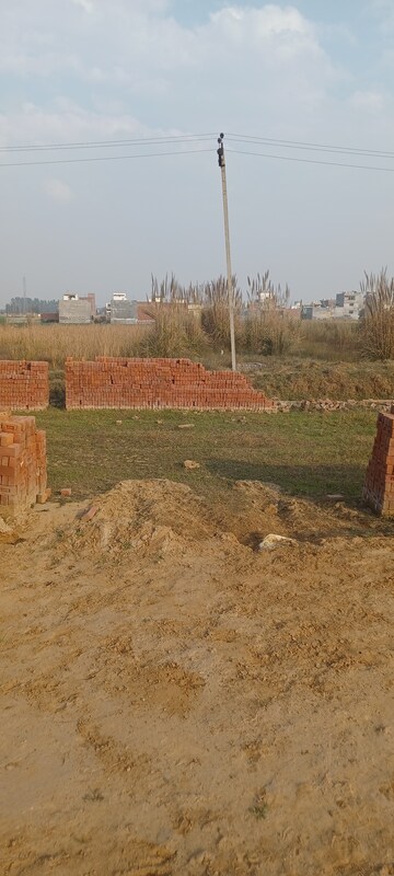 Plot For Resale in Parbhat Road Zirakpur  8159264