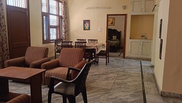 Gym in 2 BHK Builder Floor at Sector 49 – for Rent