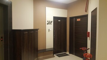 Room in 3 BHK Apartment at Harmony Sky Suites, Ghodbunder Road – for Rent