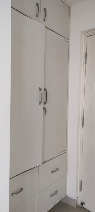 Bathroom in 3 BHK Apartment at Emaar Emerald Floors Premier, Sector 65 – for Rent