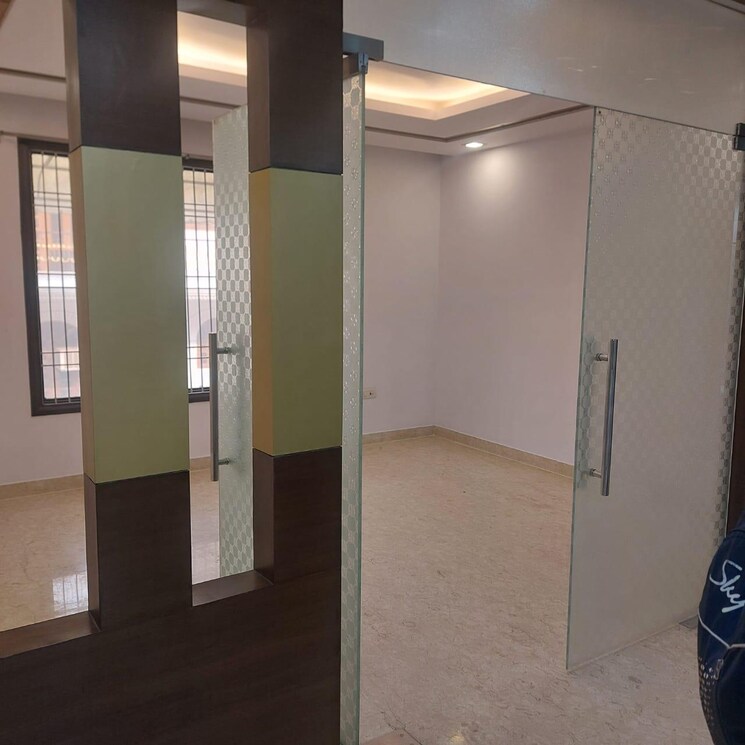 undefined, paschim vihar 3.5 Bedroom 200 Sq.Ft. Builder Floor In Paschim Vihar Delhi 8159417