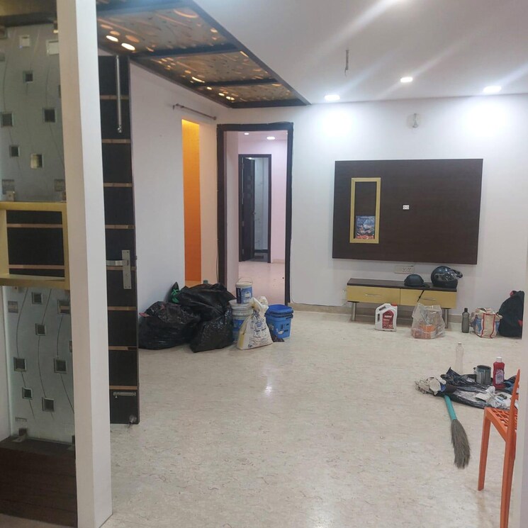 Living Room, paschim vihar 3.5 Bedroom 200 Sq.Ft. Builder Floor In Paschim Vihar Delhi 8159417