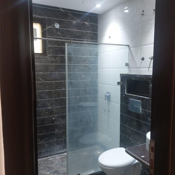 Bathroom in 3.5 BHK Builder Floor at Paschim Vihar – for Rent