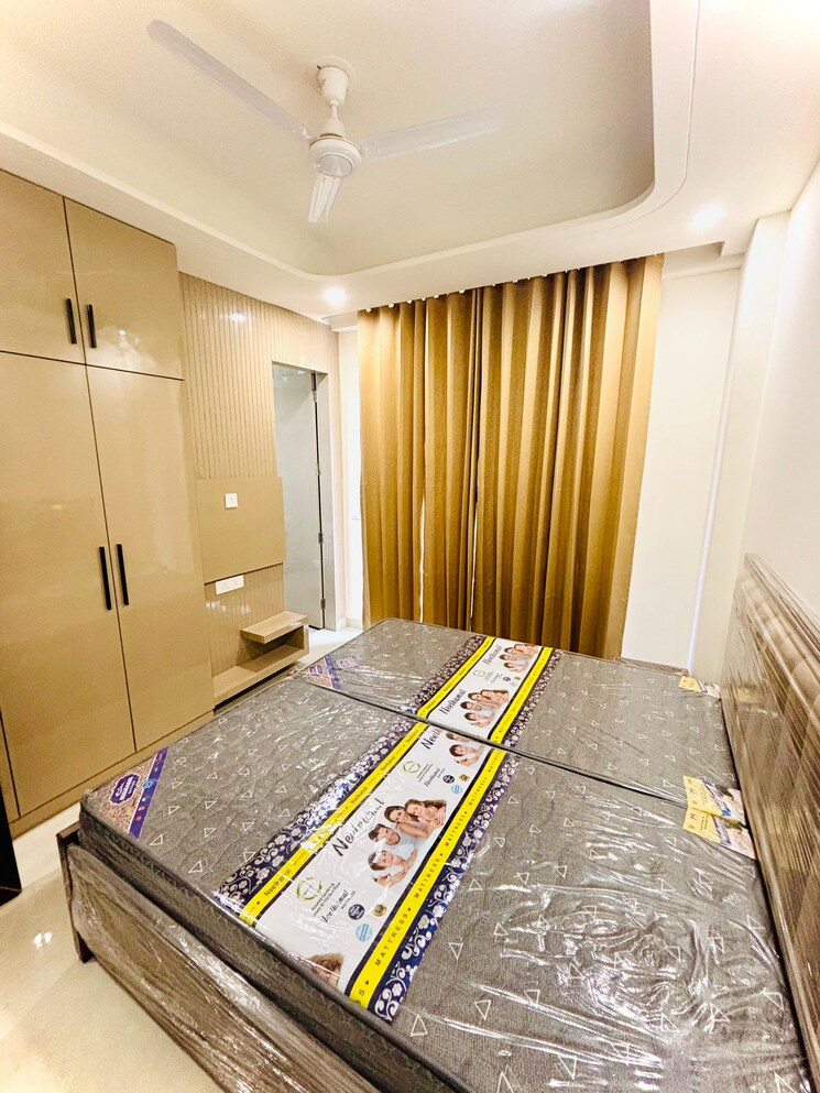 Bedroom, ardee-city 1.5 Bedroom 1200 Sq.Ft. Independent House In Sector 52 Gurgaon 8159414