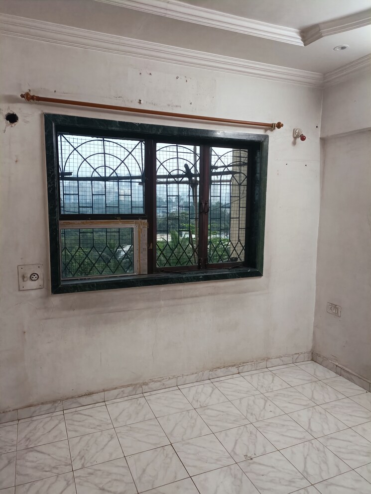 Room, brahmand-chs 1 Bedroom 410 Sq.Ft. Apartment In Brahmand Thane 8159456