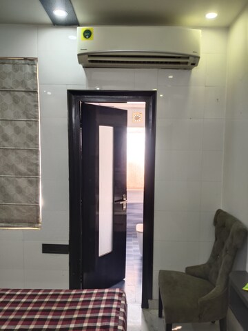 Building Lobby in 3 BHK Apartment at Orchid Island, Sector 51 – for Rent
