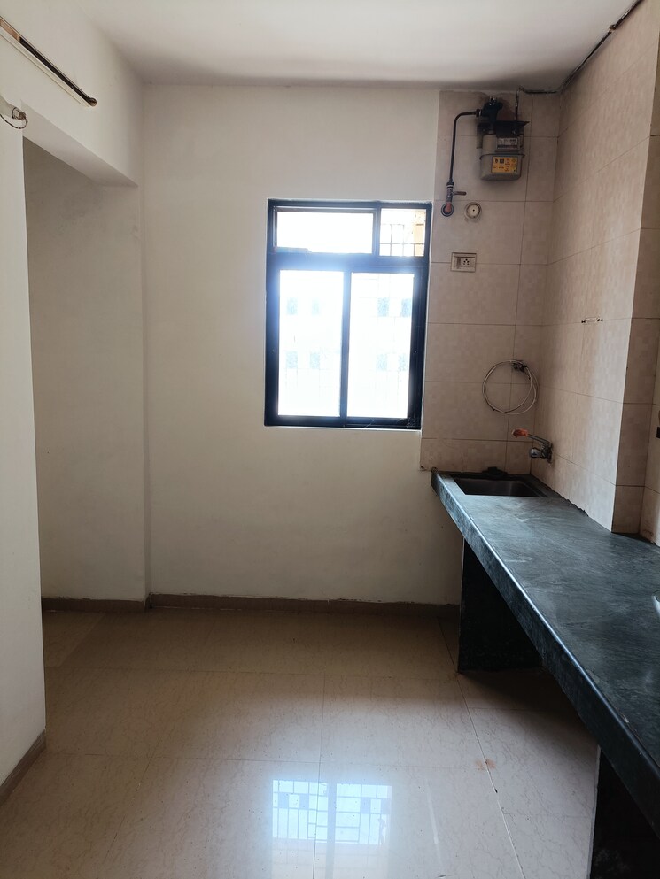 Room, vihang-valley-phase1 1 Bedroom 400 Sq.Ft. Apartment In Kasarvadavali Thane 8159511