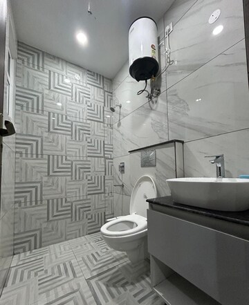 Bathroom in 3 BHK Apartment at GHB Splande, Patiala Road – for Rent