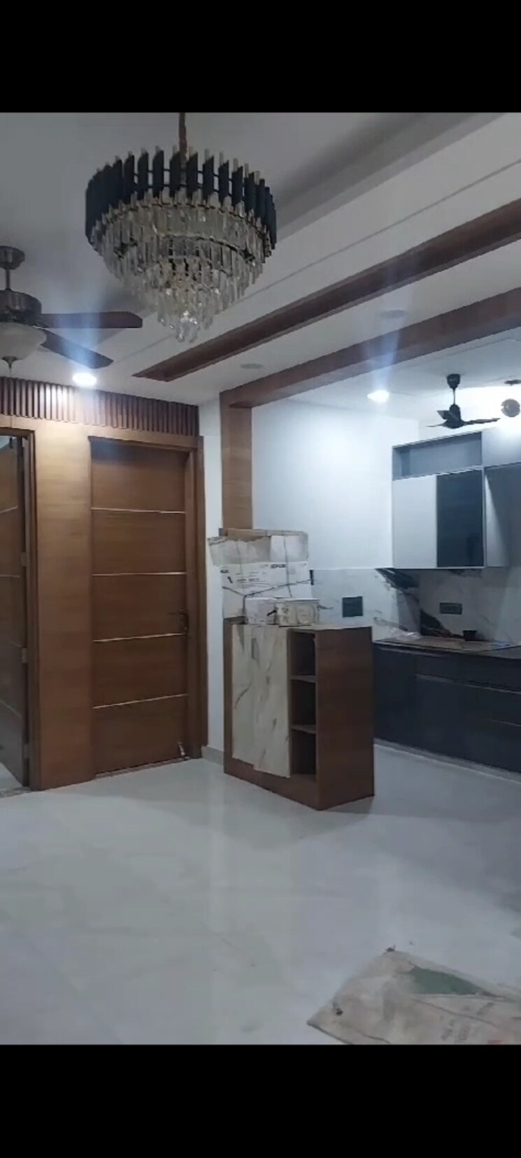Kitchen, gyan khand 3 Bedroom 1200 Sq.Ft. Builder Floor In Gyan Khand Ghaziabad 8159546