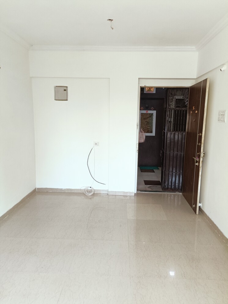 Room, vihang-valley-phase1 1.5 Bedroom 500 Sq.Ft. Apartment In Kasarvadavali Thane 8159559