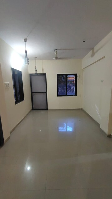 Room in 3 BHK Apartment at Shantai Bungalow, Kasarvadavali – for Sale