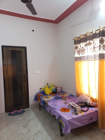 Room in  Pg at Turner Road – for Rent