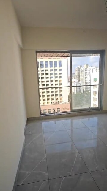 Bedroom in 3 BHK Apartment at Andheri West – for Rent