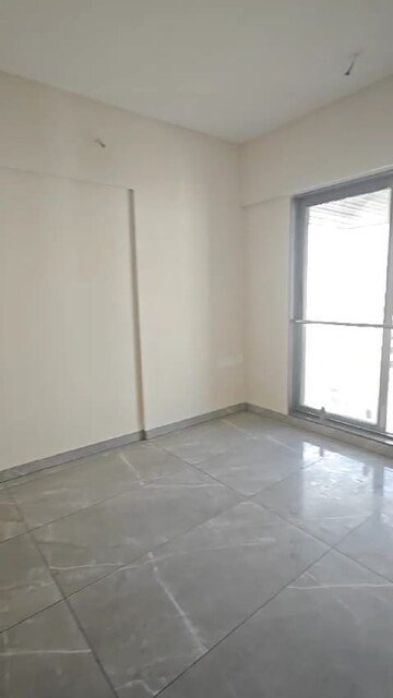 Bedroom in 3 BHK Apartment at Andheri West – for Rent
